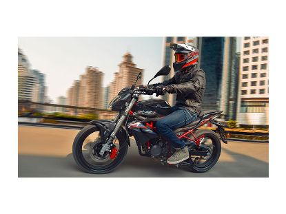 تصویر موتورسیکلت بنلی مدل TNT150